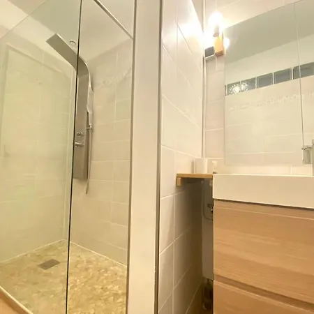 Apartamento La Maison Du Surfeur, T2, Clim, Terrasse, Pkg, Centre *