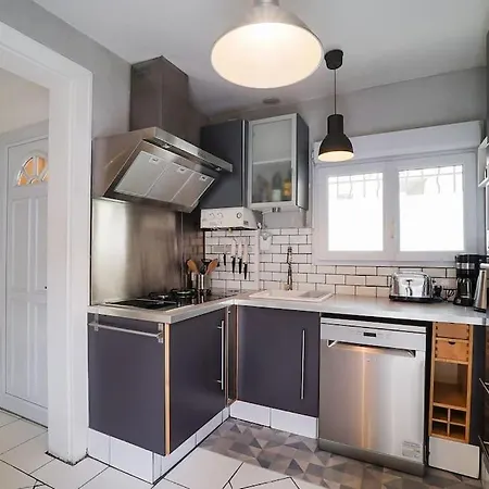 La Maison Du Surfeur, T2, Clim, Terrasse, Pkg, Centre * Montpellier